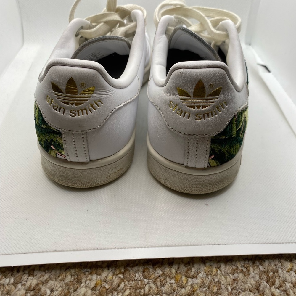 Adidas Stan Smith shoes size 7 - Picture 3 of 6
